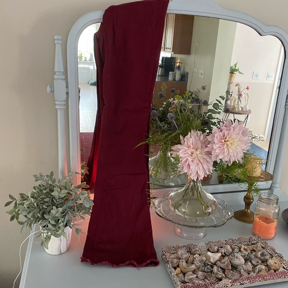 Fashion Nova - HighRise Maroon - Flare Jeans
